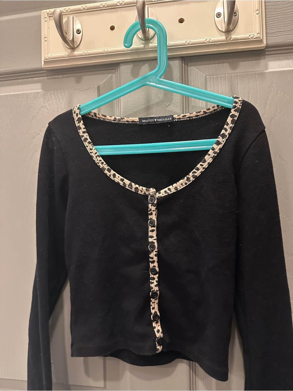 RARE Brandy Melville Black Cheetah Long Sleeve Zelly Top